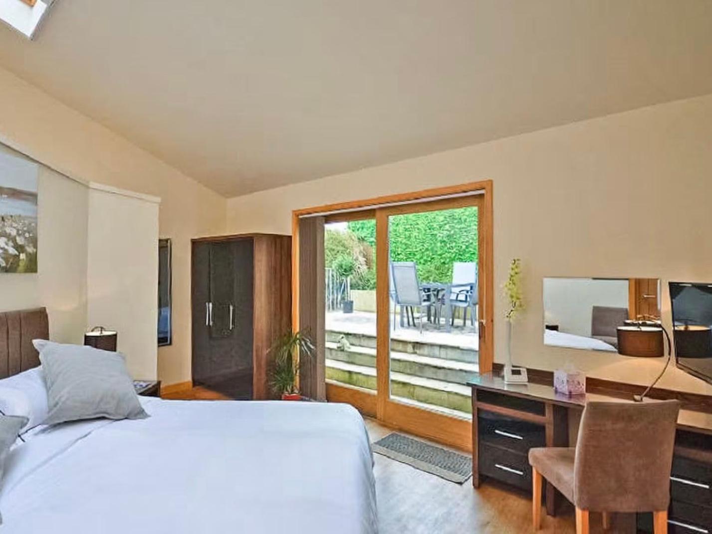 Silvergrove Apartment In E Sussex Newick Bagian luar foto