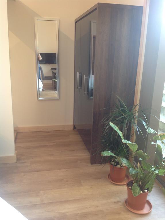 Silvergrove Apartment In E Sussex Newick Bagian luar foto