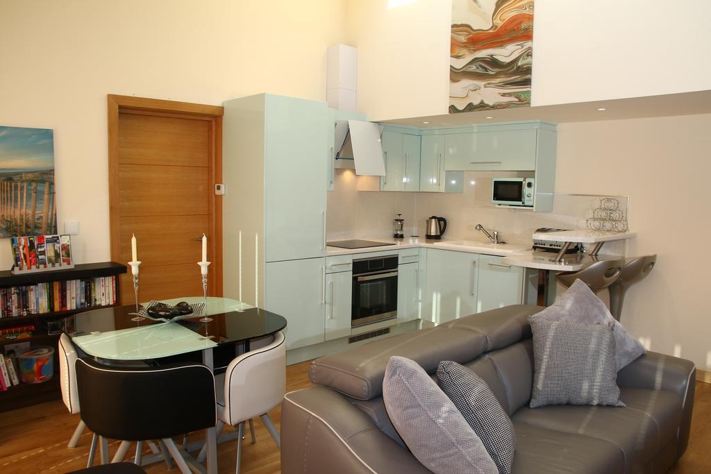 Silvergrove Apartment In E Sussex Newick Bagian luar foto