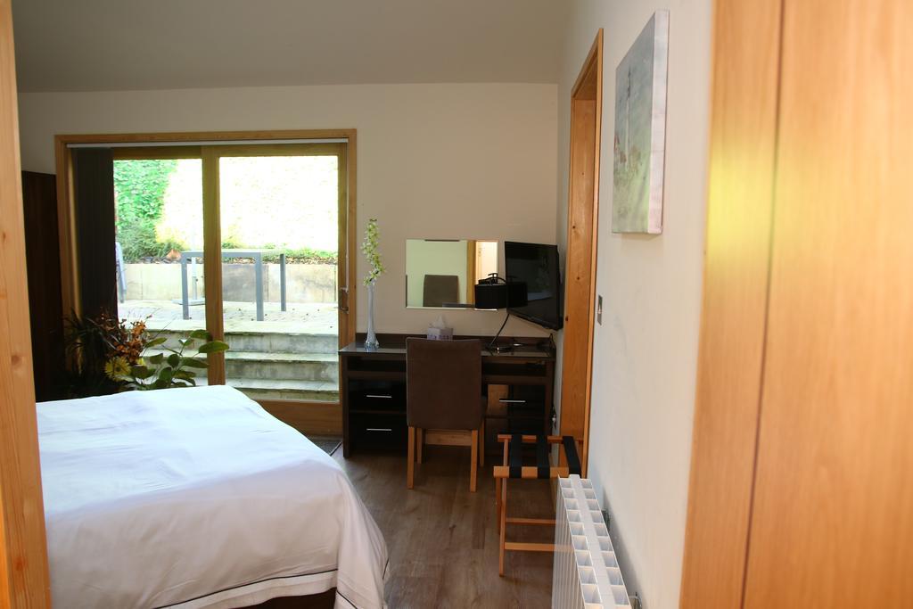 Silvergrove Apartment In E Sussex Newick Bagian luar foto